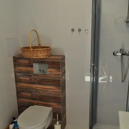 Apartment Bolero